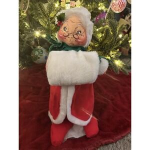 Christmas Vintage Annalee‎ 16" Mrs. Claus with Hand Warmers Muffs